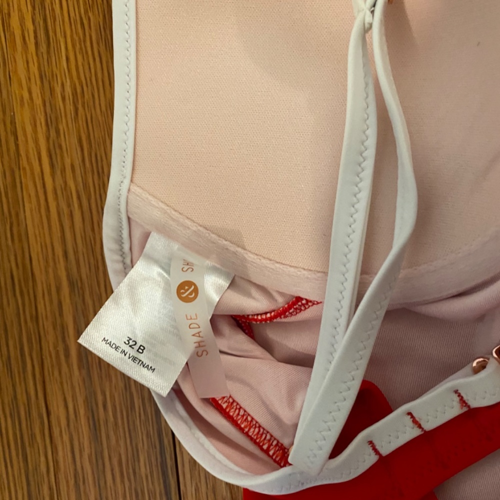 Red push up bathing suit - Picture 3 of 3
